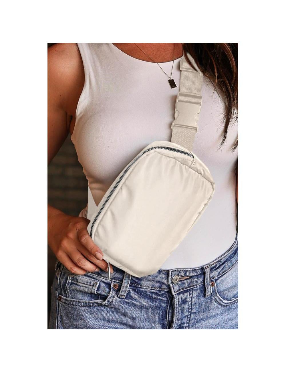 Azura Exchange Waterproof Zipped Crossbody Chest Bag | Liz Jordan