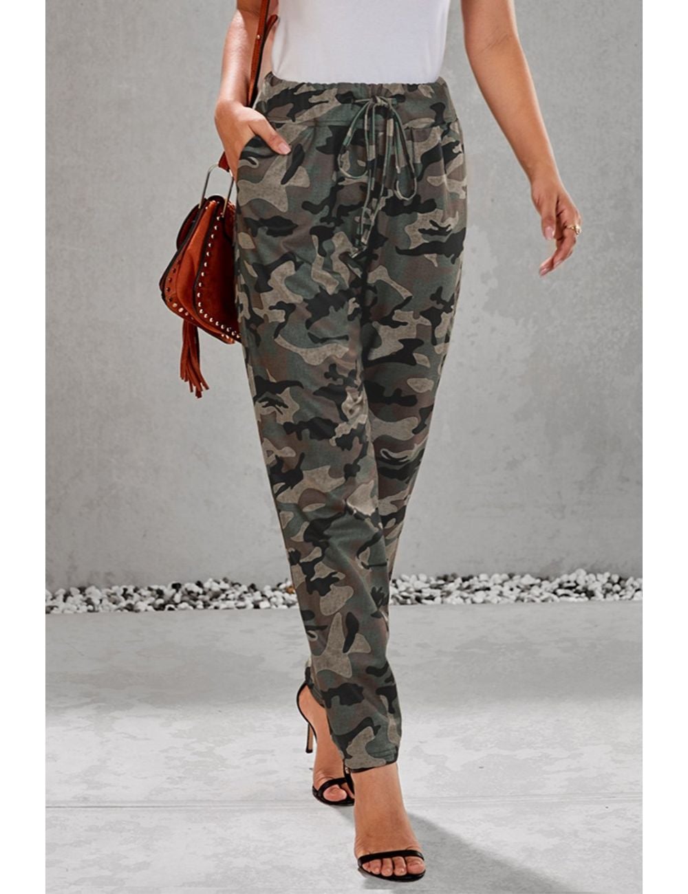 Gray deals camo sweatpants