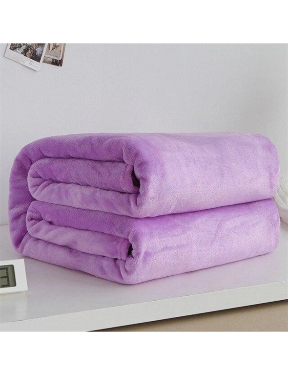 Super Soft Fleece Blanket 220Gsm- 200x230cm (78x90inch), hi-res image number null