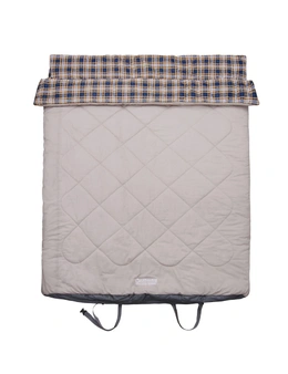 Wildtrak Pallinup 220x152cm Queen Comfort Sleeping Bag Thermal Camping Sleeper