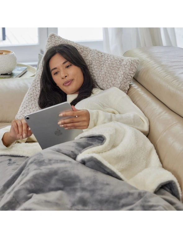 Homedics Indoor Soft Heated Blanket Winter Warming Throw Rug Grey 130x180cm, hi-res image number null