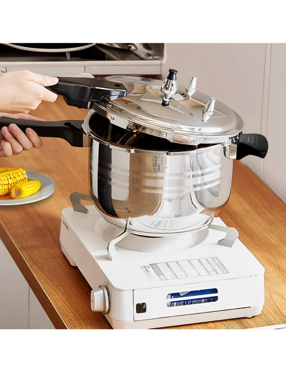Benser SS Commercial Grade Pressure Cooker With Seal 8L, hi-res image number null