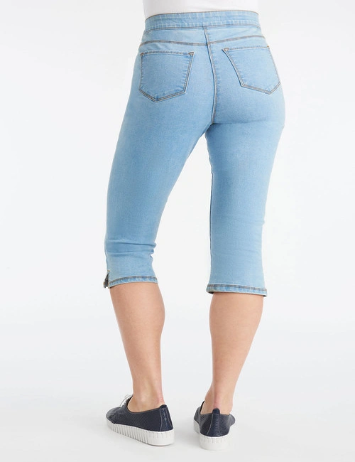 Capture Pull On Crop Jeans, hi-res image number null