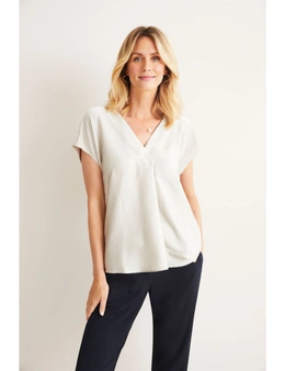 Capture Extended Sleeve Pleat Front Top