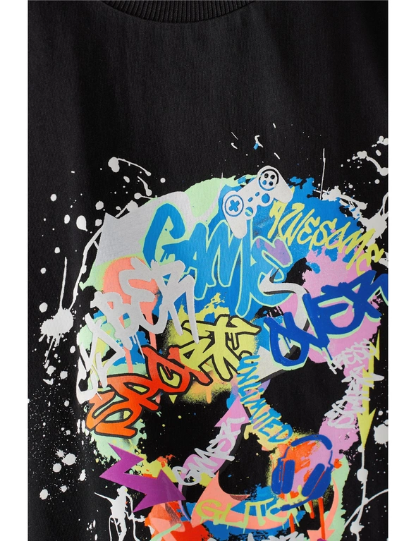 Black Graffiti Skull Short Sleeve Graphic T-Shirt, hi-res image number null