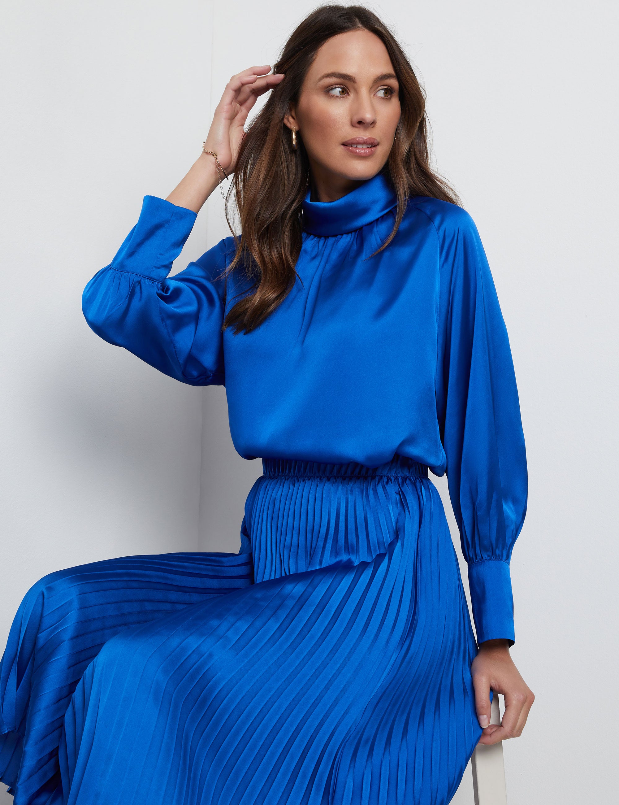 Liz Jordan Blue Satin Dress