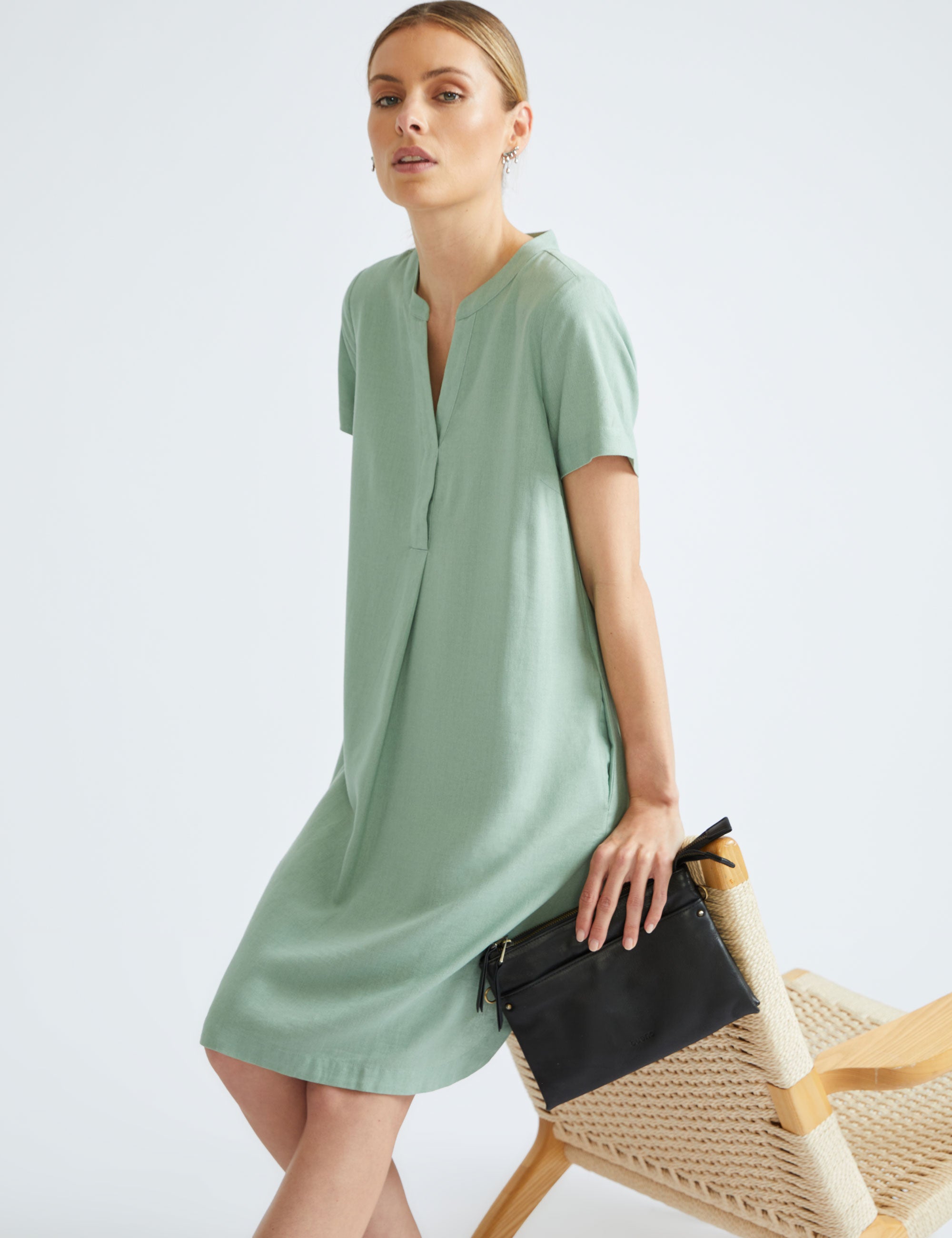 Linen shift best sale dress with sleeves