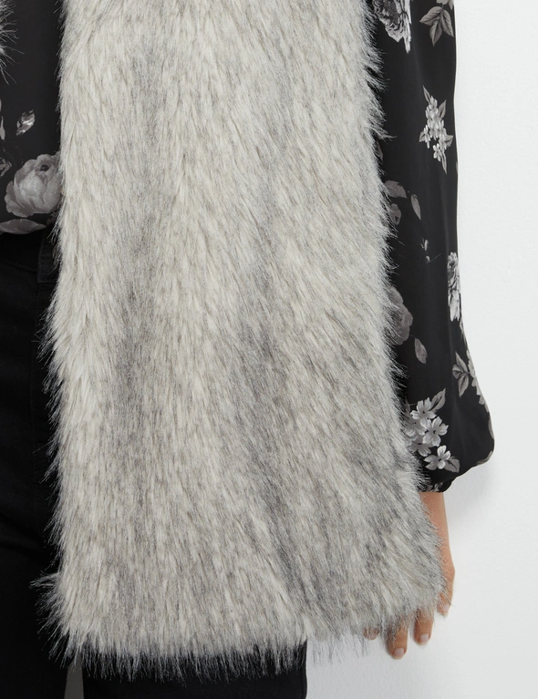 Liz Jordan Faux Fur Vest, hi-res image number null