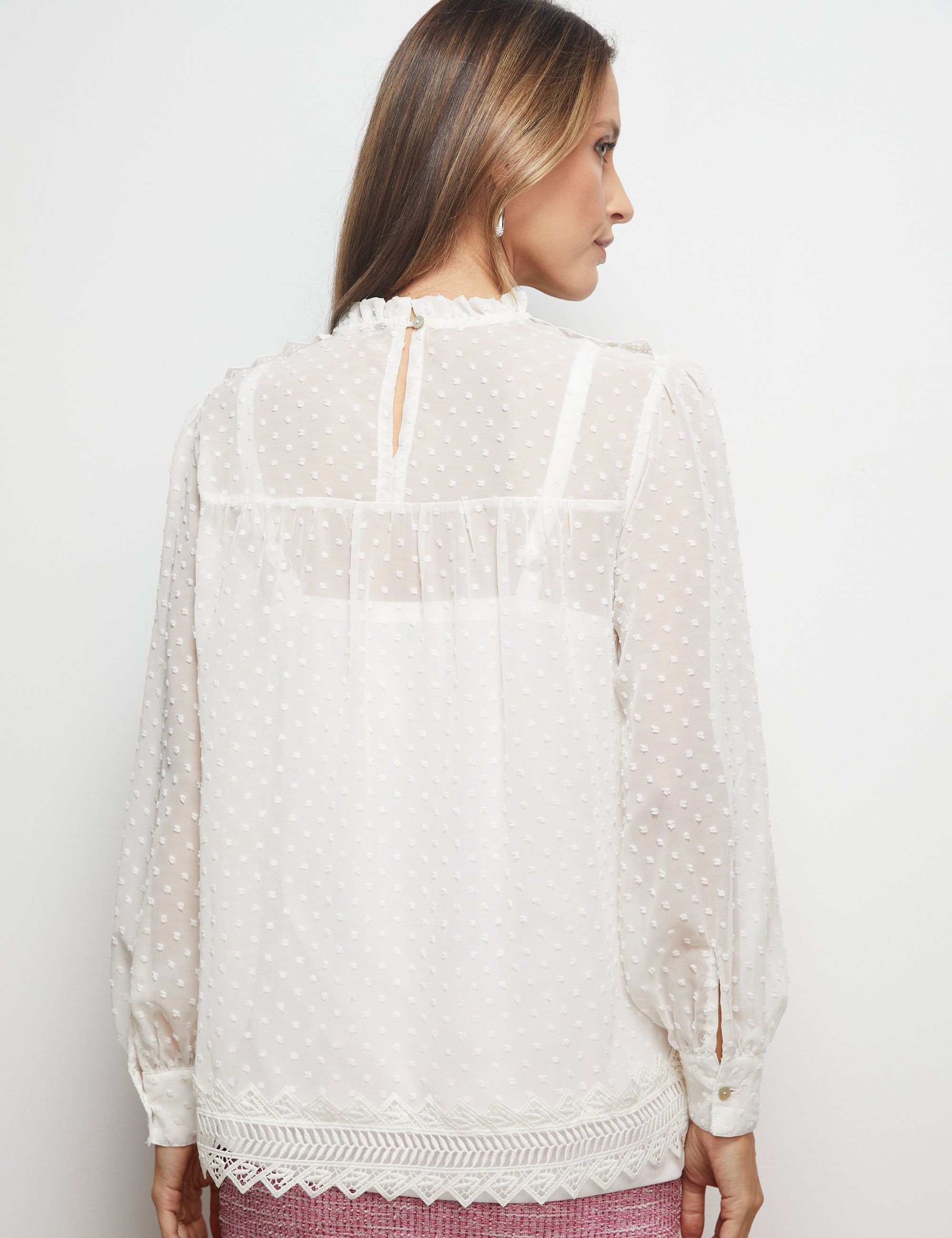 Liz Jordan Dobby Lace Trim Top | Noni B