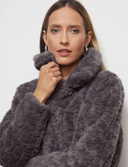 Liz Jordan Faux Fur Coat