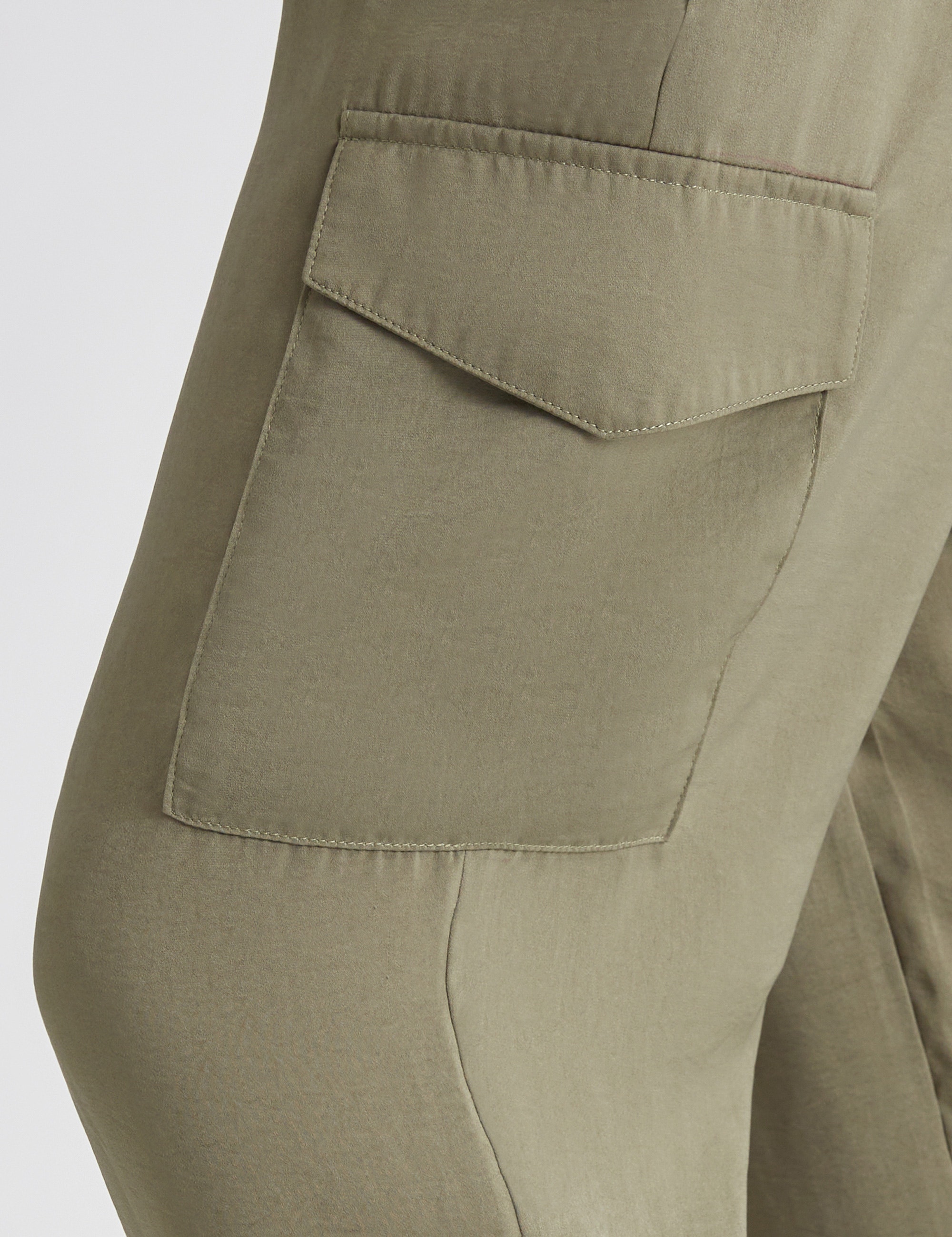 Green Cargo Pants - Women's Winter Styles