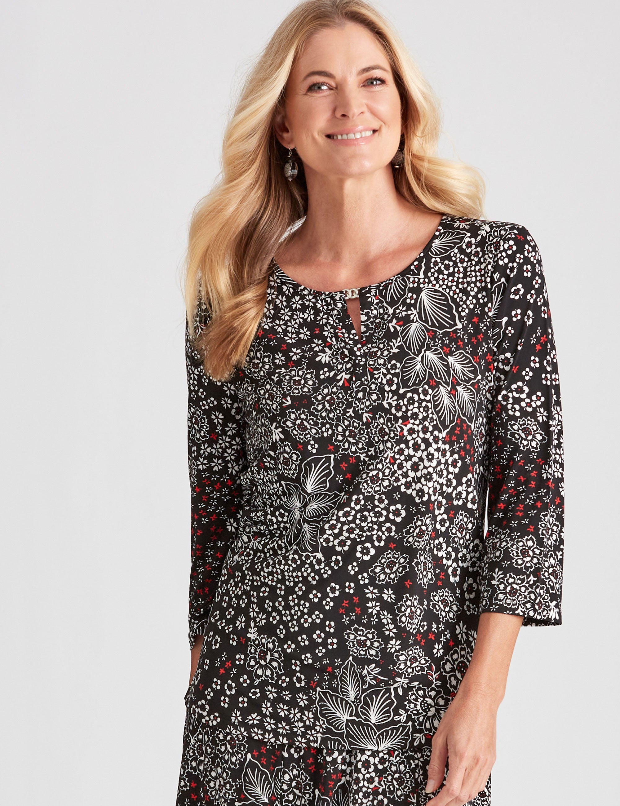 NONI B KNITWEAR PRINT TOP | Liz Jordan