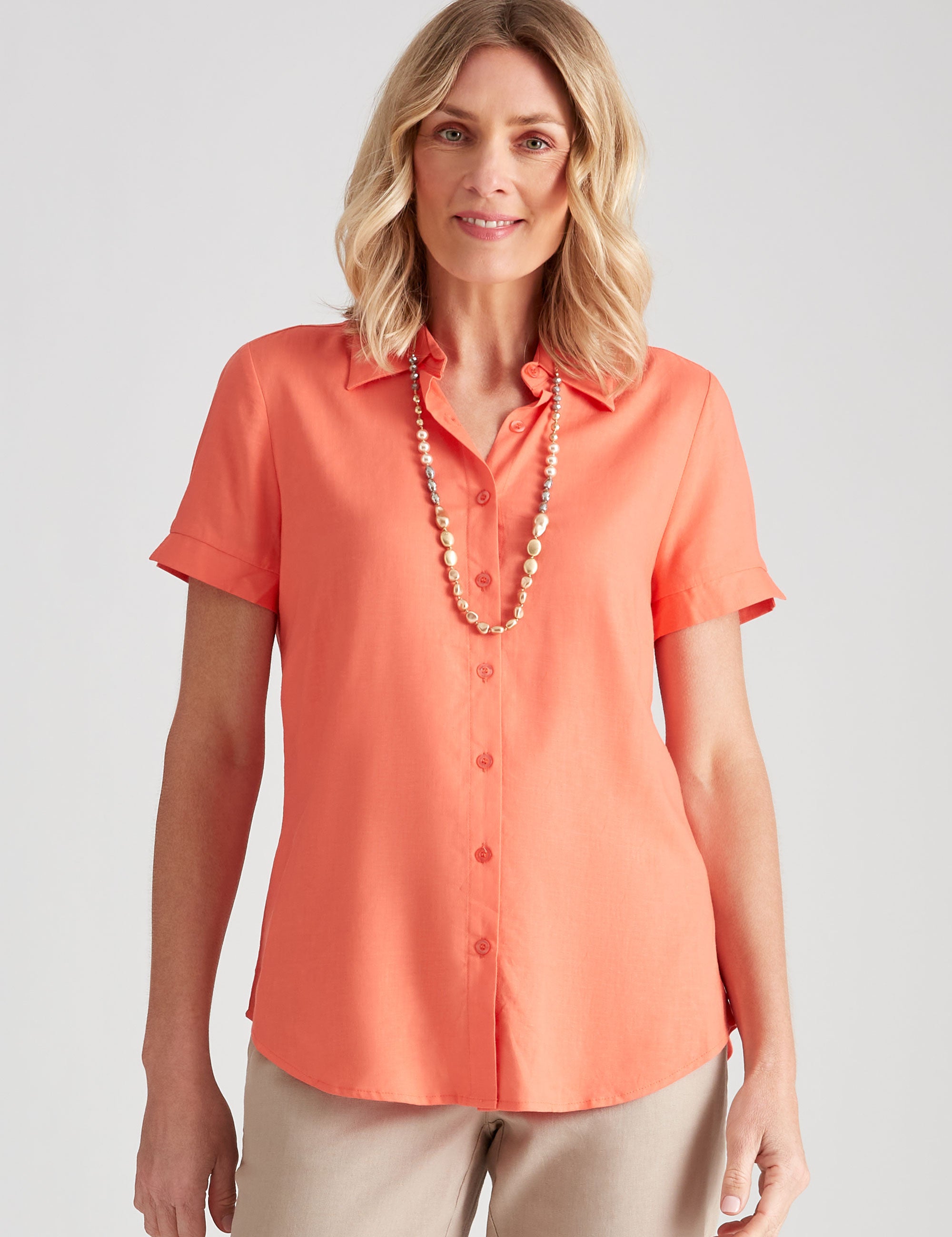 Noni B Short Sleeve Plain Linen Shirt | Liz Jordan