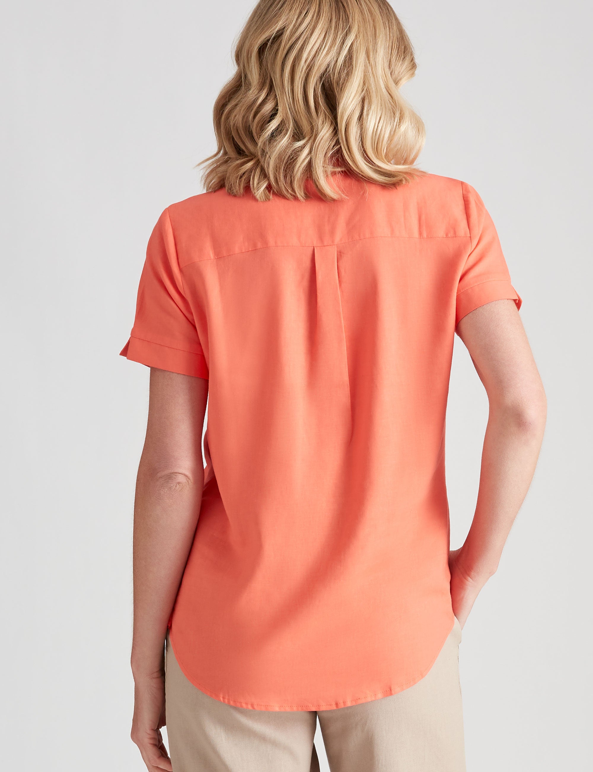 Noni B Short Sleeve Plain Linen Shirt | Liz Jordan