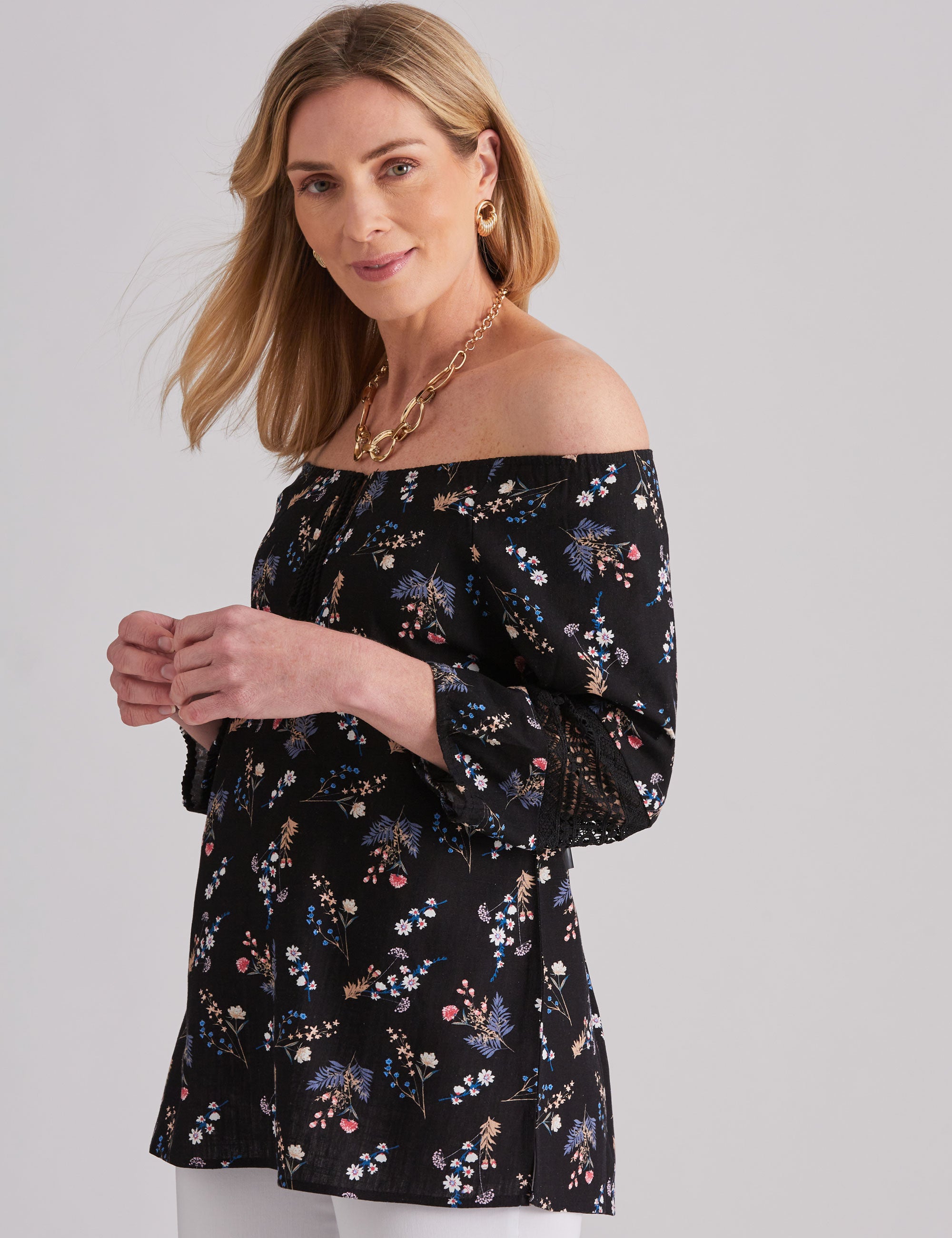 Noni B Lace Panel Spot Top | Noni B