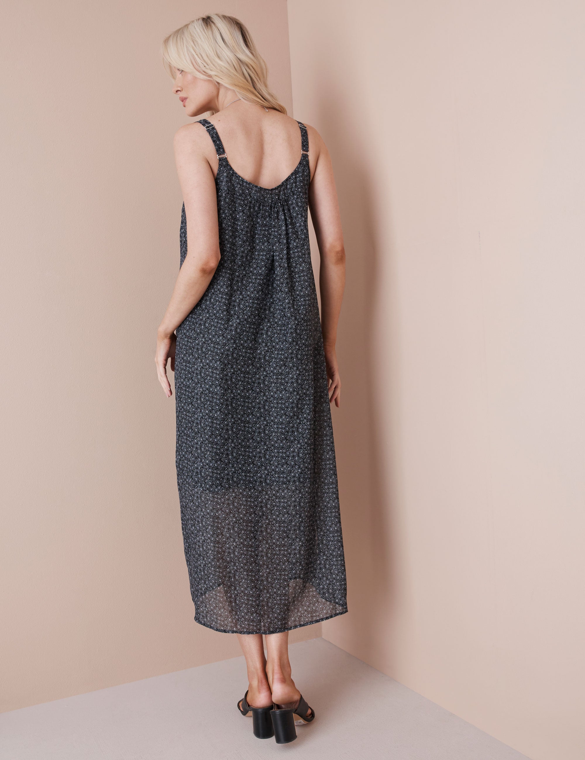 HOTFIX PRINTED MAXI DRESS | Liz Jordan