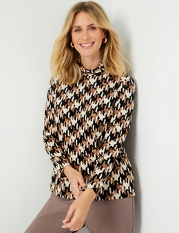 RUSCHED NECK PRINTED KNIT TOP