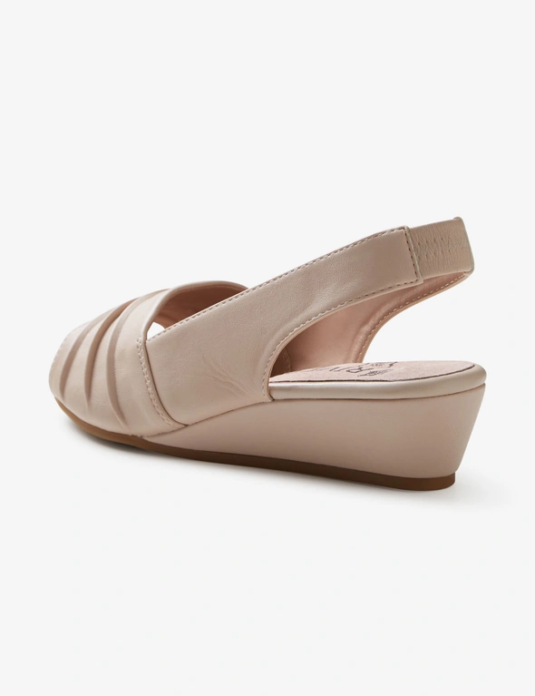 Riversoft Pull On Wedge Sandal, hi-res image number null