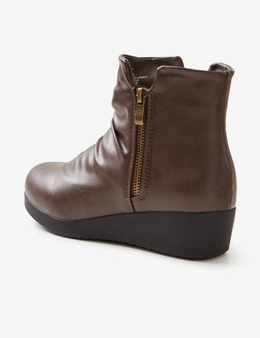 Riversoft Gamaka Ruched Wedge Boot