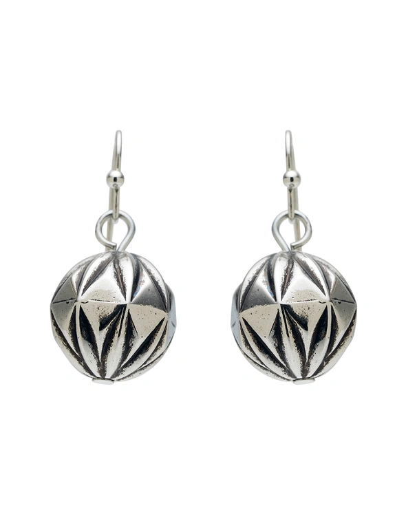 CRAVED DROP EARRING, hi-res image number null